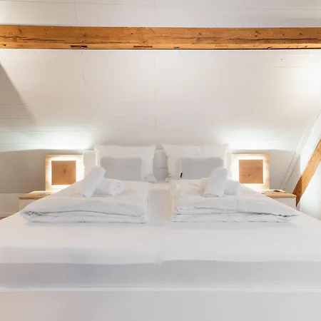 Bodensee-suite I Seenaehe - Heimkino - Wintergarten * Öhningen